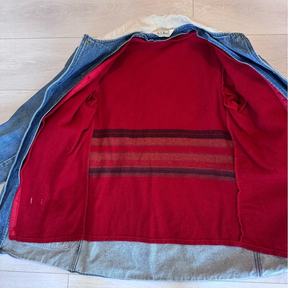 Vintage L.L. Bean Distressed Denim Chore Coat Barn Jacket Removable Wool Lining - Picture 3 of 13